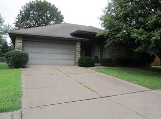 1305 W Lindberg St, Springfield, MO 65807