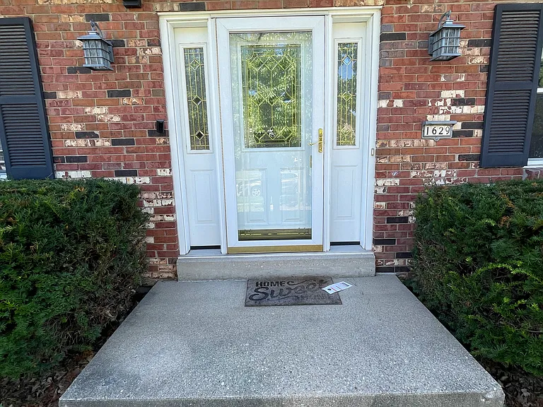 1629 Citadel Pl — Photo 40