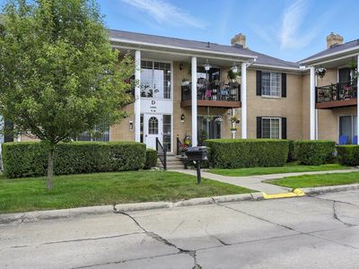 34801 Valleyview Dr APT D-15, Sterling Heights, MI, 48312