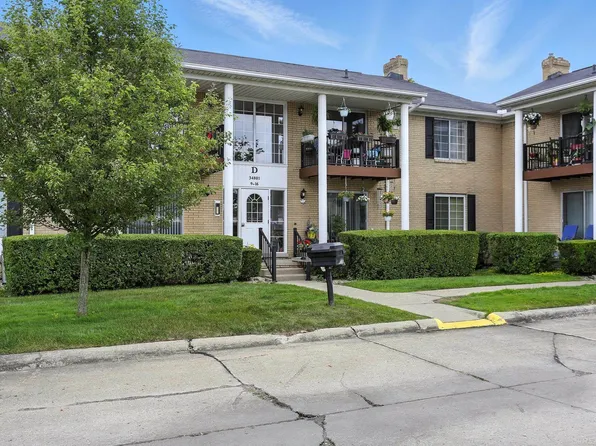 34801 Valleyview Dr APT D-15, Sterling Heights, MI 48312