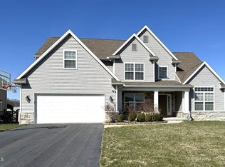 4974 Prestonwood Rd, Perrysburg, OH