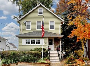 33 Lake St, Bergenfield, NJ 07621