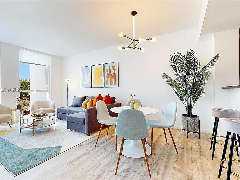 244 Biscayne Blvd — Photo 3