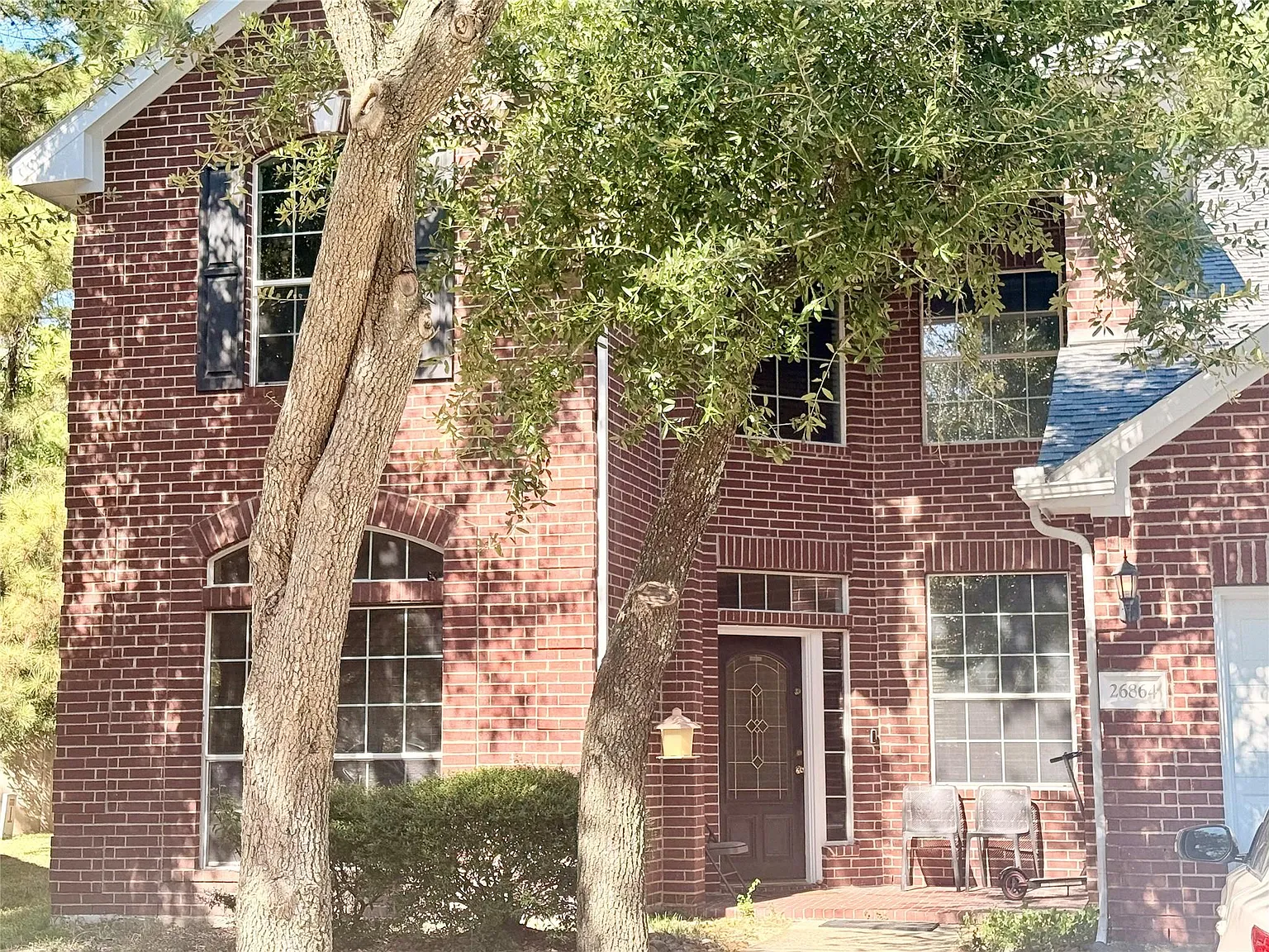 4 bed, 3.0 bath, 2999 sqft, $2,800 — Photo 2