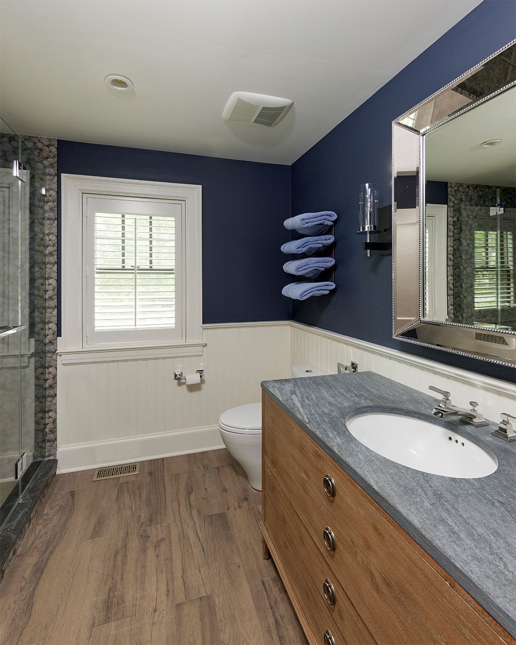 1 Fernwood Dr, Wainscott, NY 11975 Out East