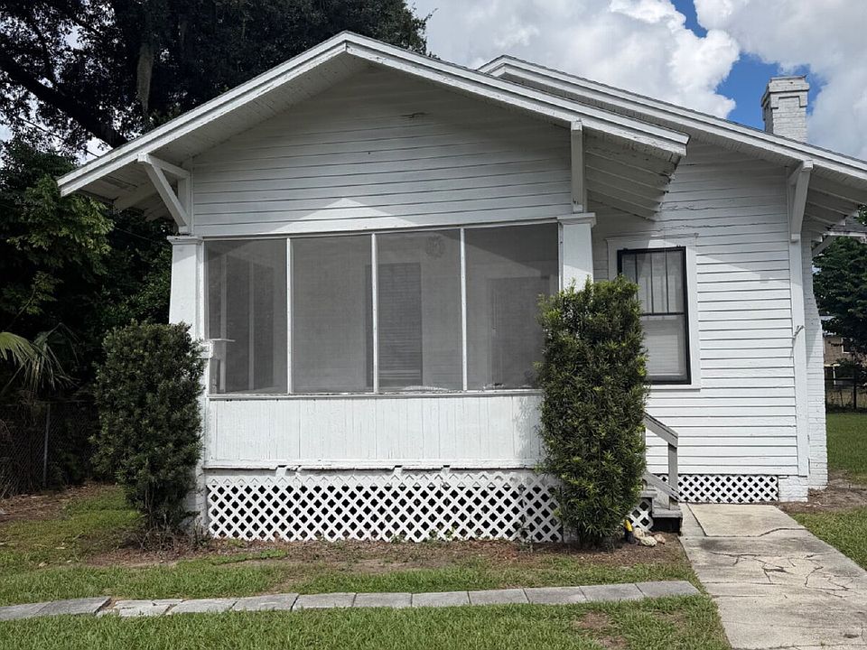 1st image of 340 W Stanley St
