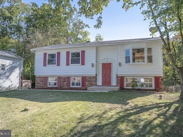 2212 Shore Dr, Edgewater, MD 21037