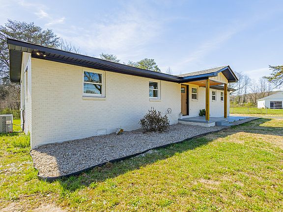 2nd image of 32 Manley Rd