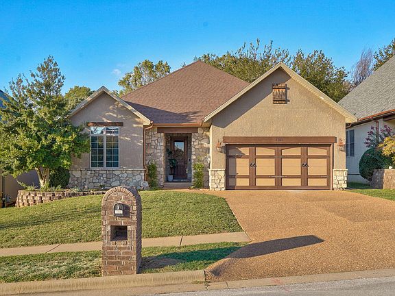 5th image of 1345 E Anthony Court