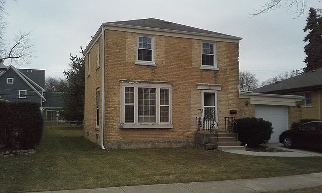 1st image of 1311 W Oakton St