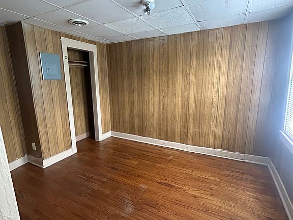 5th image of 24 High St APT 6