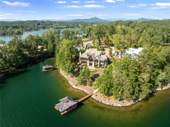 413 Peninsula Rdg, Sunset, SC 29685
