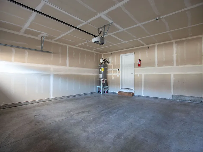 1623 Burnside Pl — Photo 24