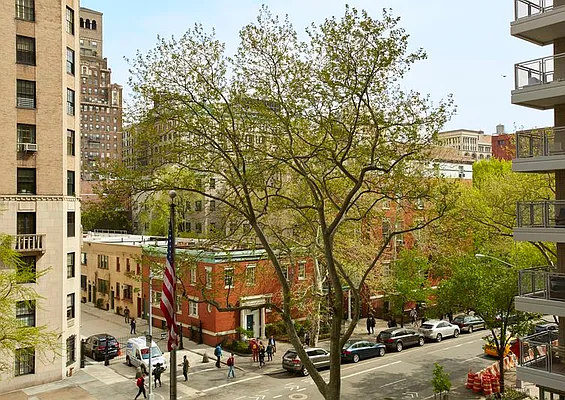 Sold by Brown Harris Stevens | media 22