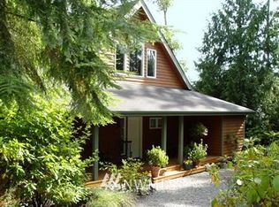 6549 NE Latyson Ln, Bainbridge Island, WA