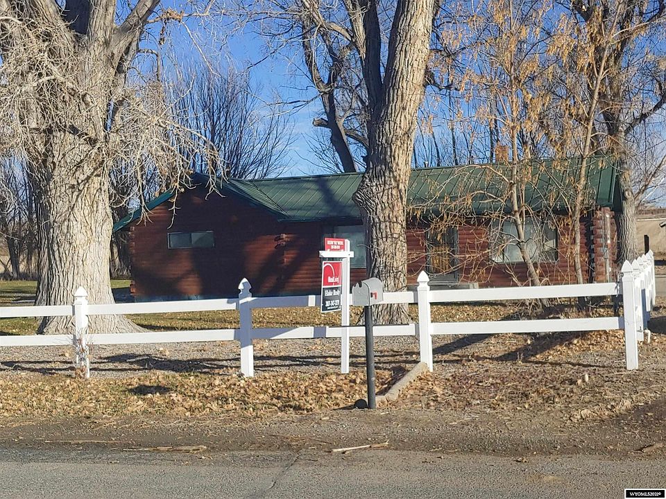 1st image of 923 Washakie Ave #10
