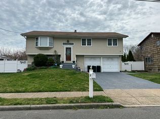 114 Jamie St FLOOR 2, Islip Terrace, NY 11752