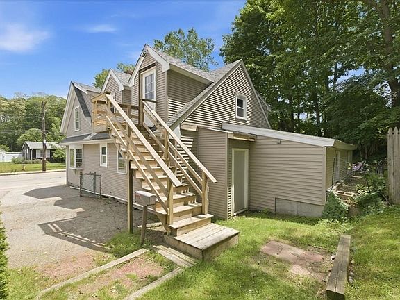 3rd image of 42 Standish Ave