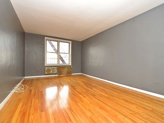 3rd image of 55 Austin Pl APT 6A