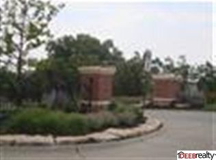 4880 S 236th Cir, Elkhorn, NE 68022