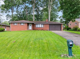 3233 Greenpark St NW, Massillon, OH 44646