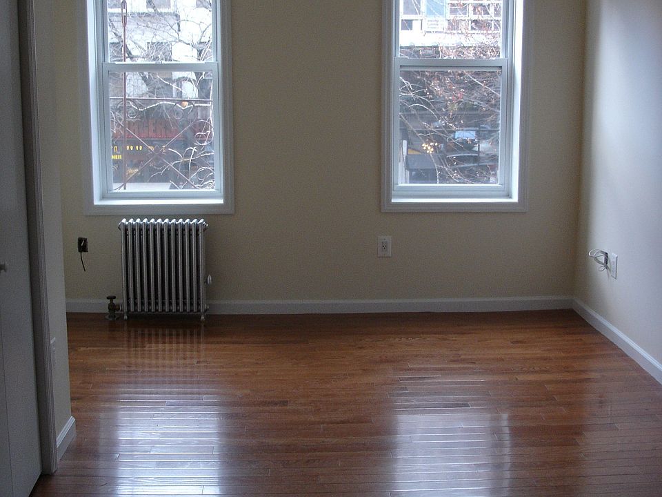 1st image of 646 9th Ave APT 5RN