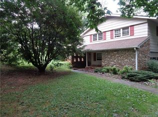 30 Mayfair Dr, Candler, NC 28715