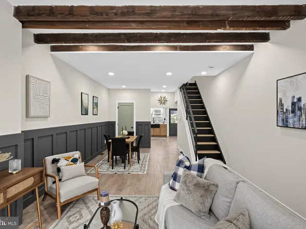 2426 S Sartain St, Philadelphia, PA 19148