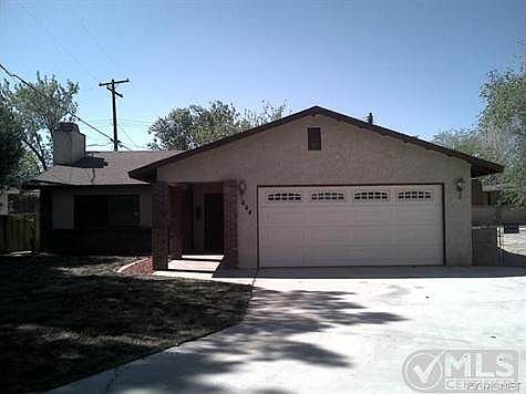 1st image of 444 W Avenue J8