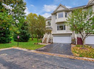 2467 Eagle Trace Ln, Woodbury, MN 55129
