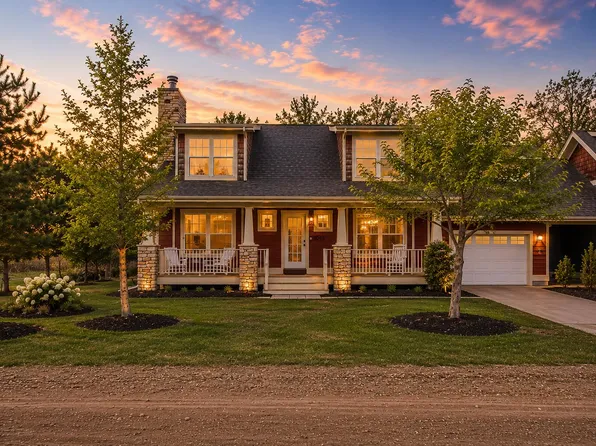 3048 Park Dr, Douglas, MI 49406