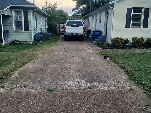 3rd image of 408 Hill St
