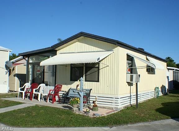 2nd image of 158 Setting Sun Ave