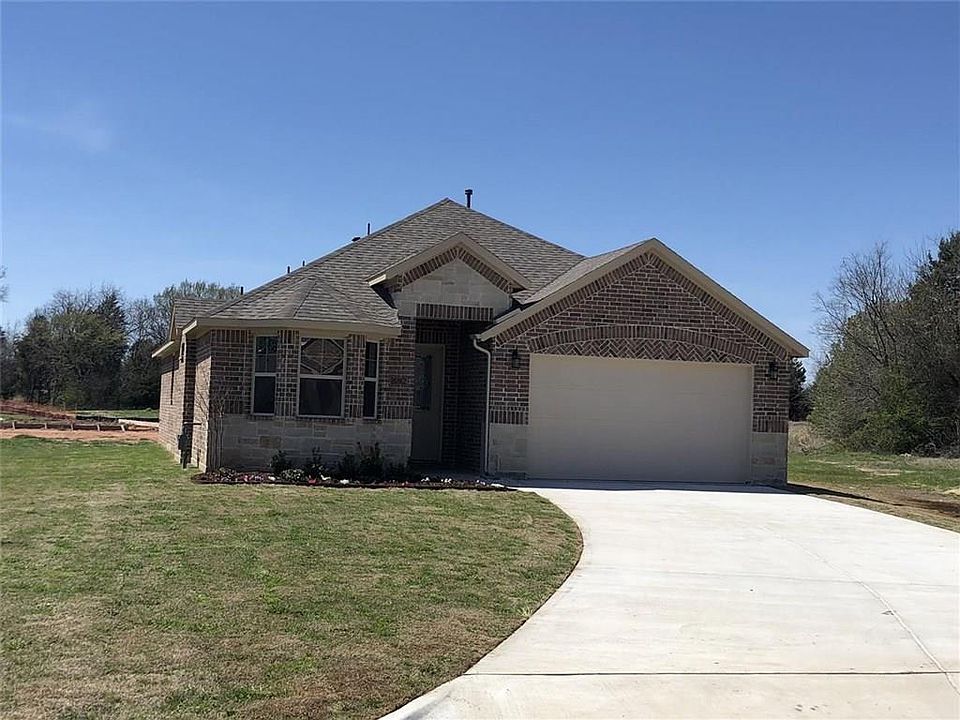 1st image of 2252 N Village Dr