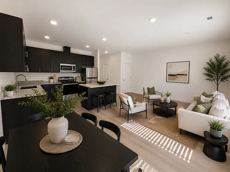 Midland Meadows — Photo 34