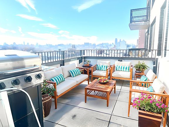 3rd image of 69 E 125th St #11B