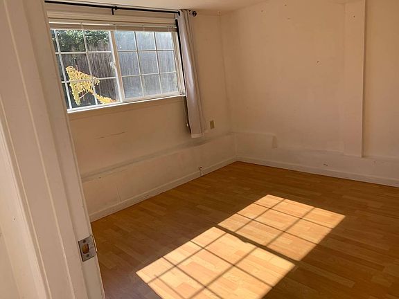3rd image of 1443 23rd Ave