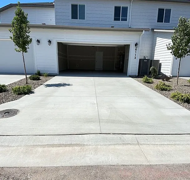 6048 N Ikure Ave — Photo 2