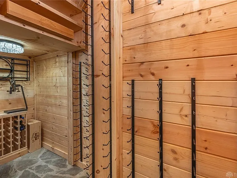 9501 Flatrock Dr — Photo 30