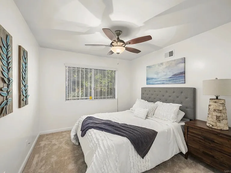 4224 Collwood Ln — Photo 16