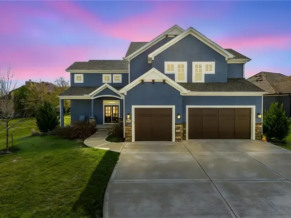 10325 N Lucerne Ave, Kansas City, MO 64154