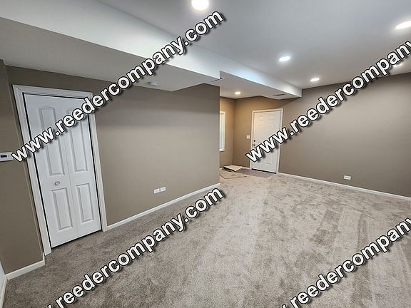 3rd image of 4441 Sheffield Ave