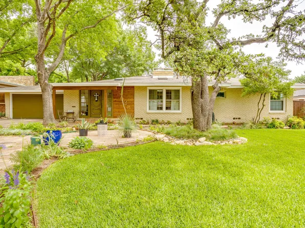 3628 Manderly Pl, Fort Worth, TX 76109