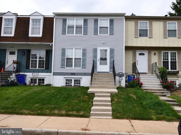 1666 Colonial Way, Frederick, MD 21702