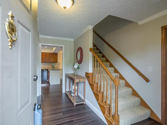 4th image of 79 Juniper Ave
