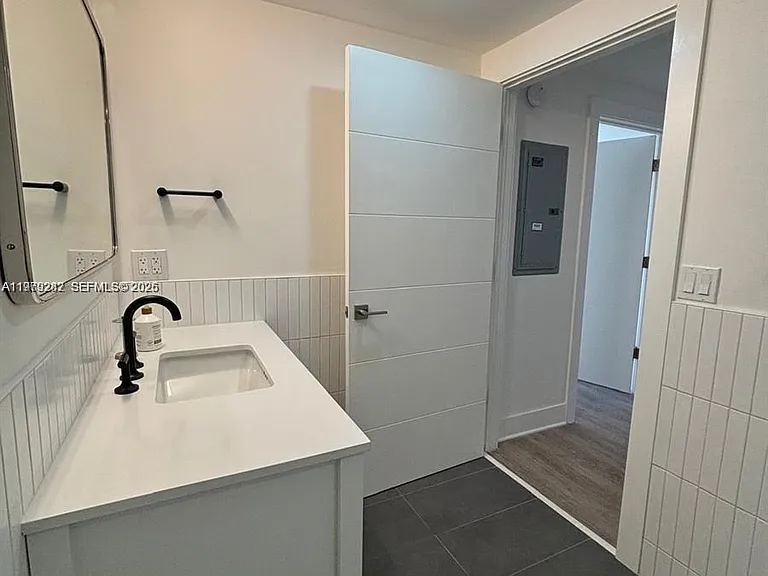 888 S Douglas Rd #1002 — Photo 20