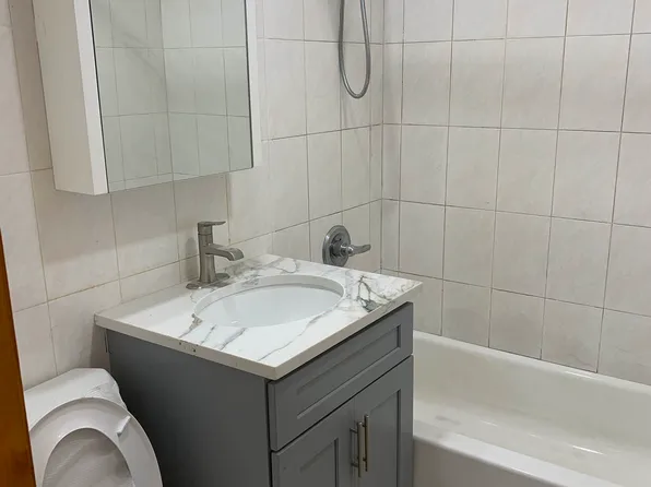 564 52nd Street image 11 of 11