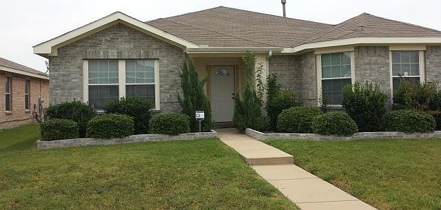 1st image of 2704 Murphy Dr