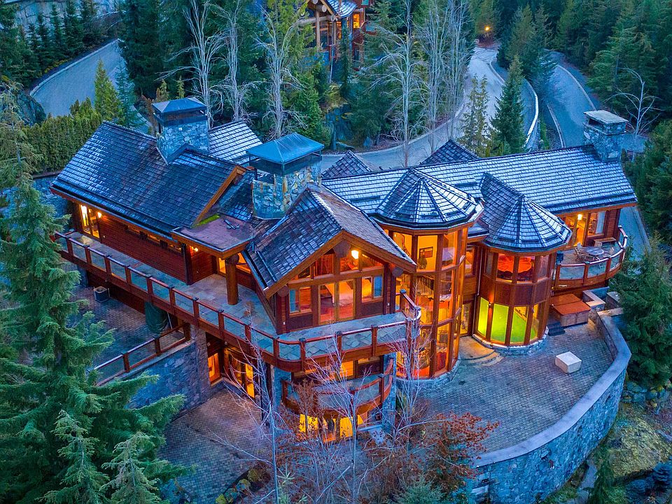 3827 Sunridge Dr, Whistler, BC V8E 0W1 MLS R2674973 Zillow