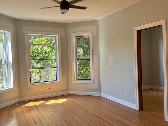 3rd image of 2321 N Kimball Ave #2